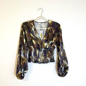 Steve Madden NWT V-neck Satin Top